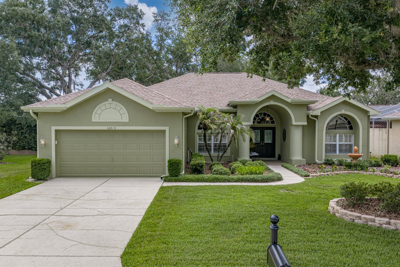 12215 WOODLANDS CIR