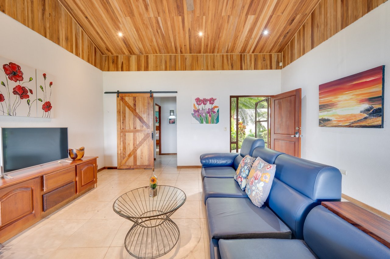 Casa Blanca | Multi-Villa Estate with Lake Views - Nuevo Arenal