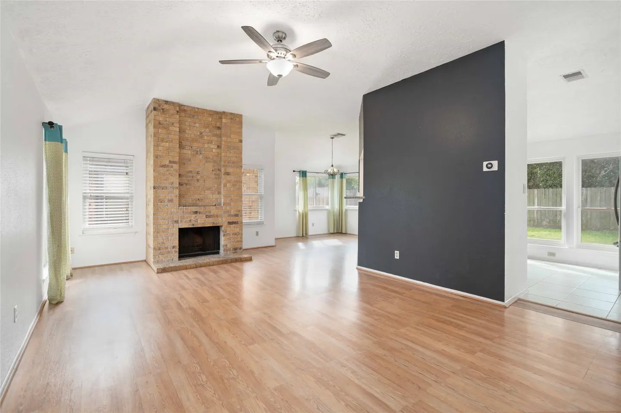 334 Capehill Dr