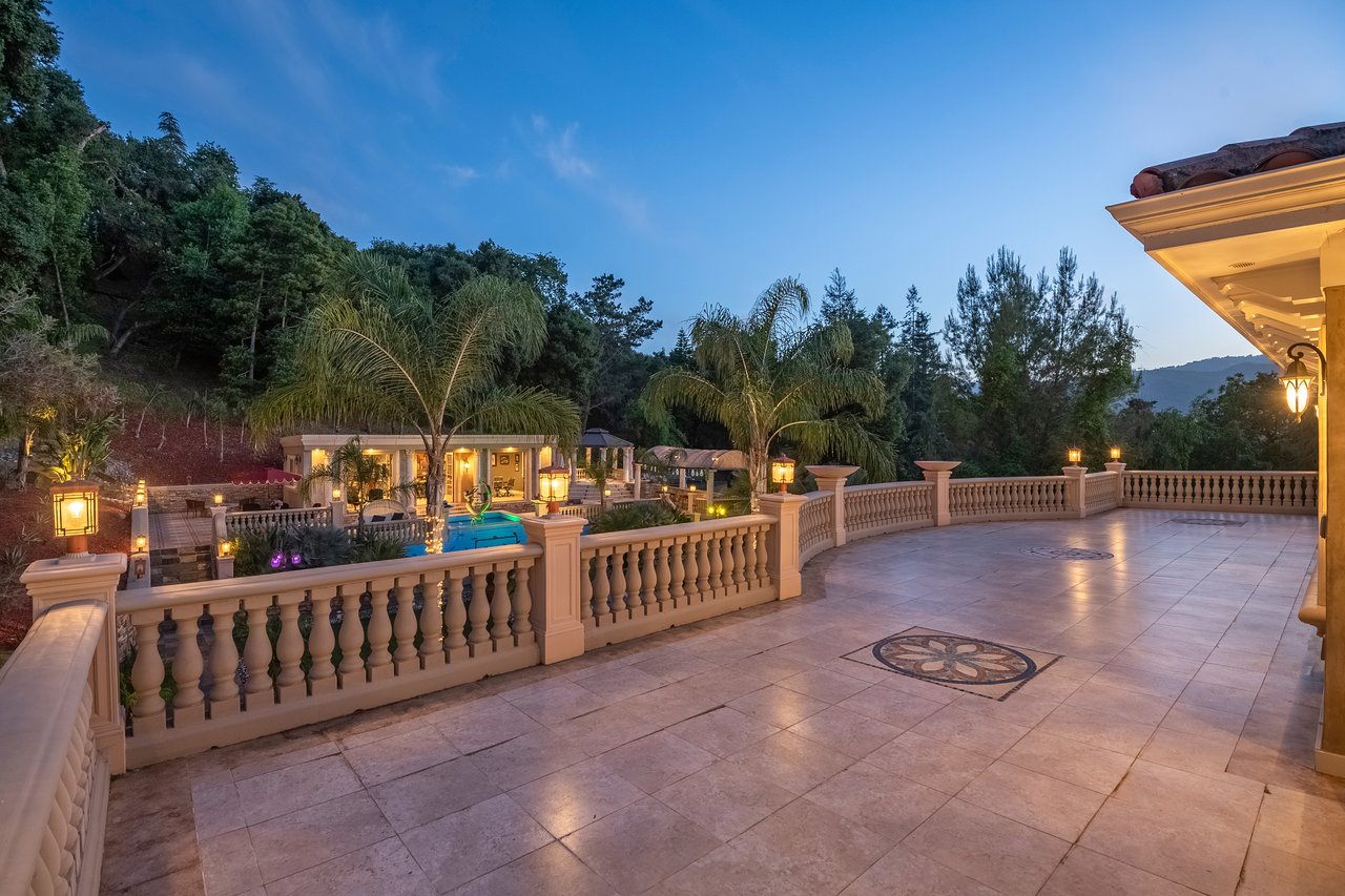16840 Cypress Way
