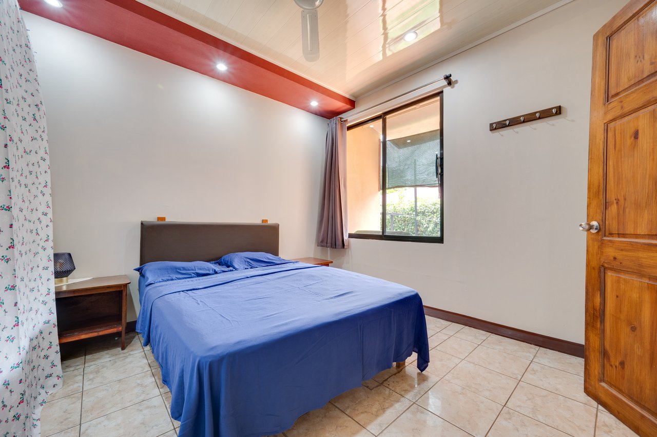 Tamarit House | Spacious Tropical Retreat in Villareal, Costa Rica