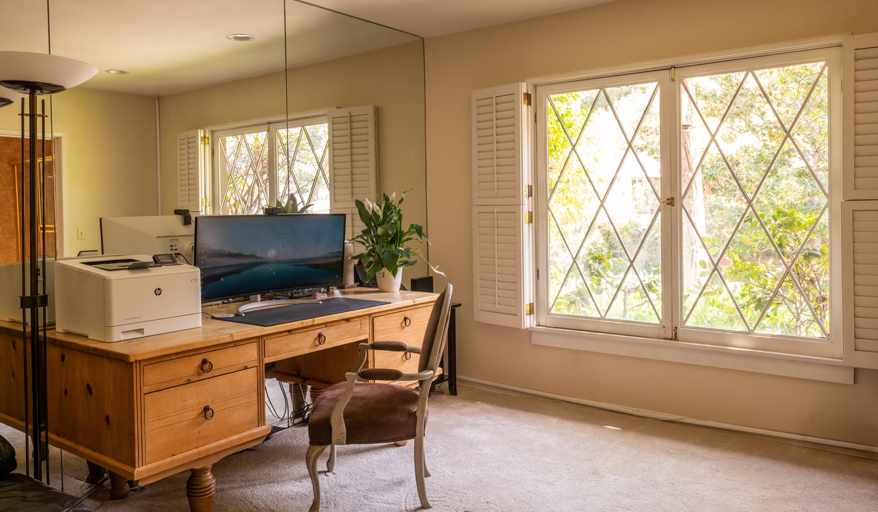 9415 Cherokee Ln, Beverly Hills