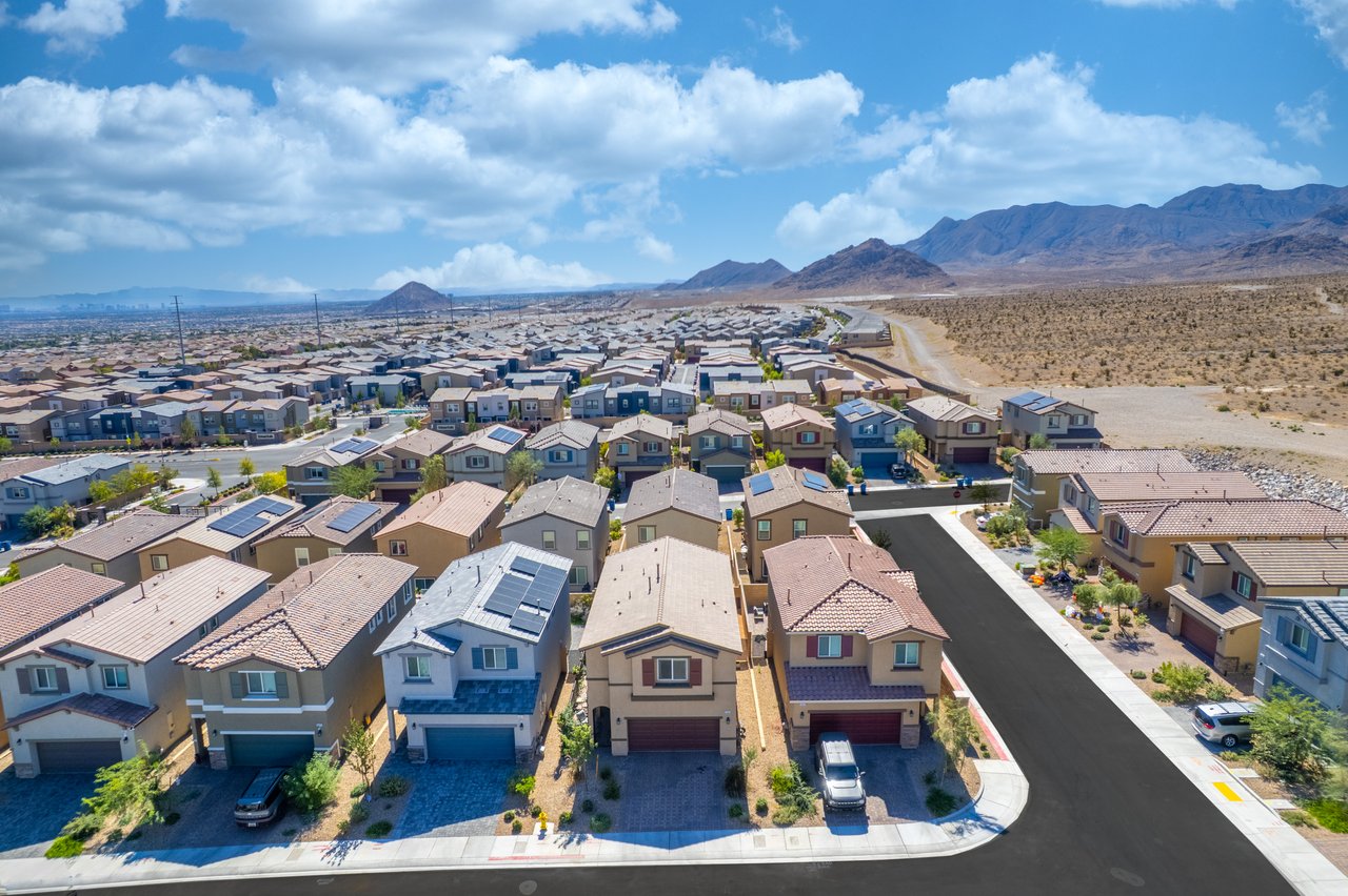 10983 Cambridge Lakes Ave