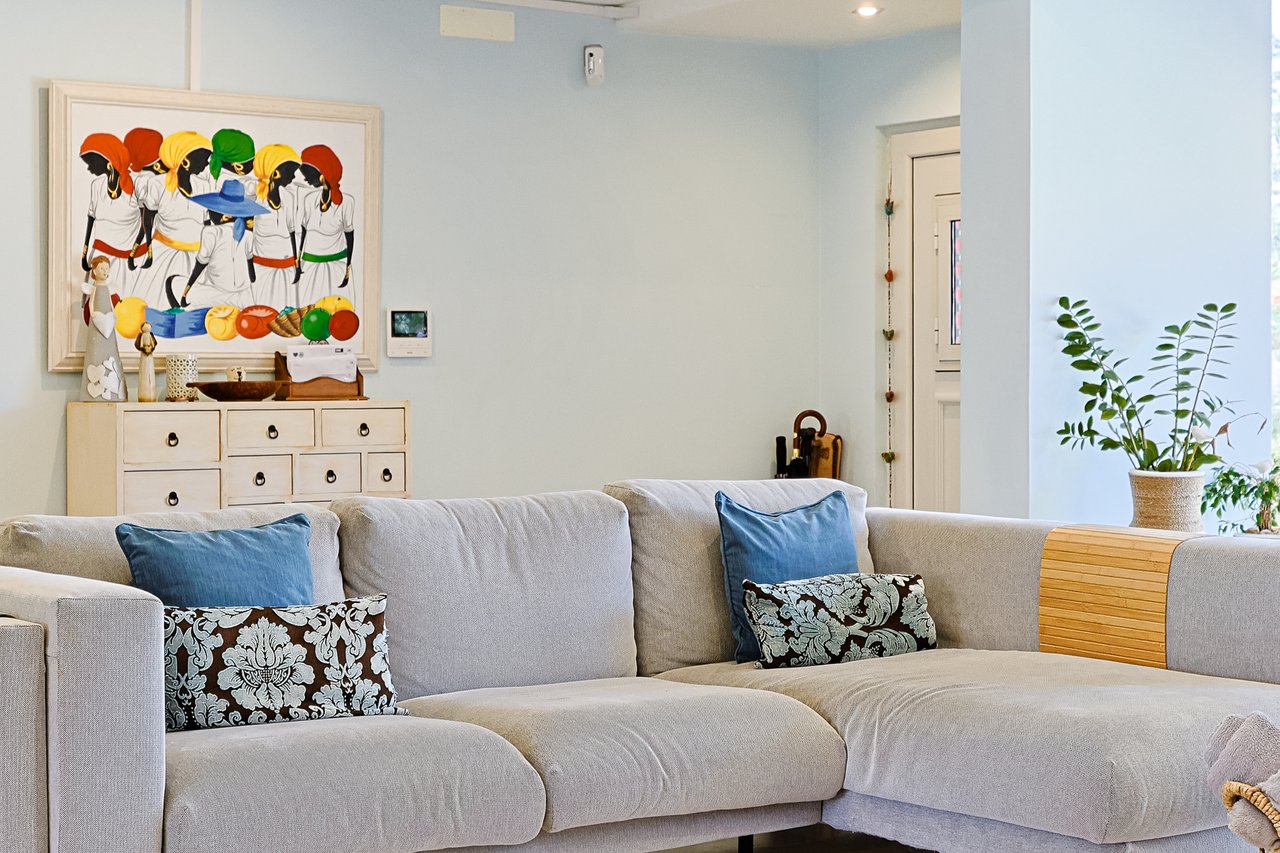 Exclusive 4,000 m² Estate in Azeitão with Tennis Court, Spa & Approved Development Project