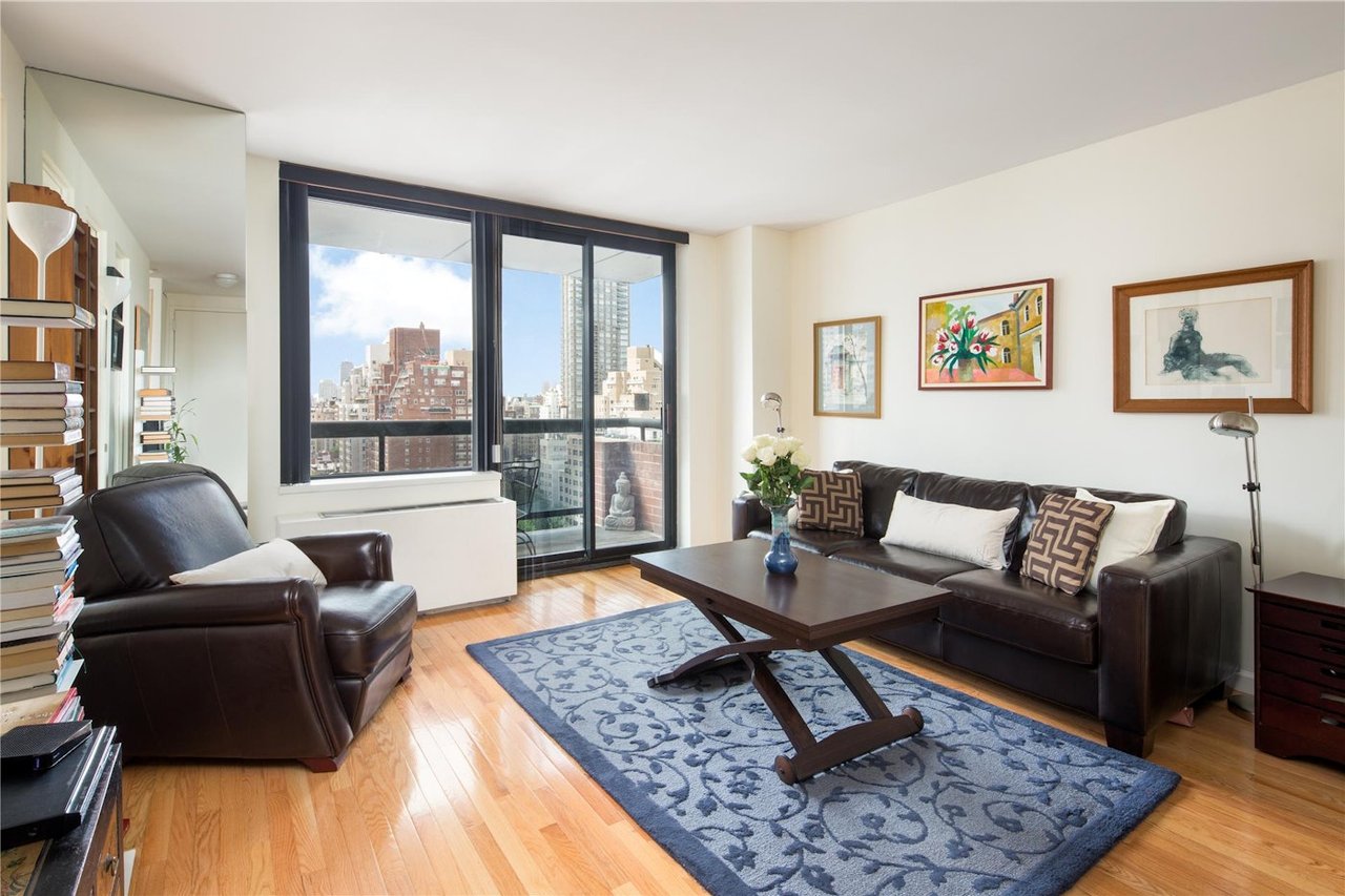 300 E 62nd St, #1701