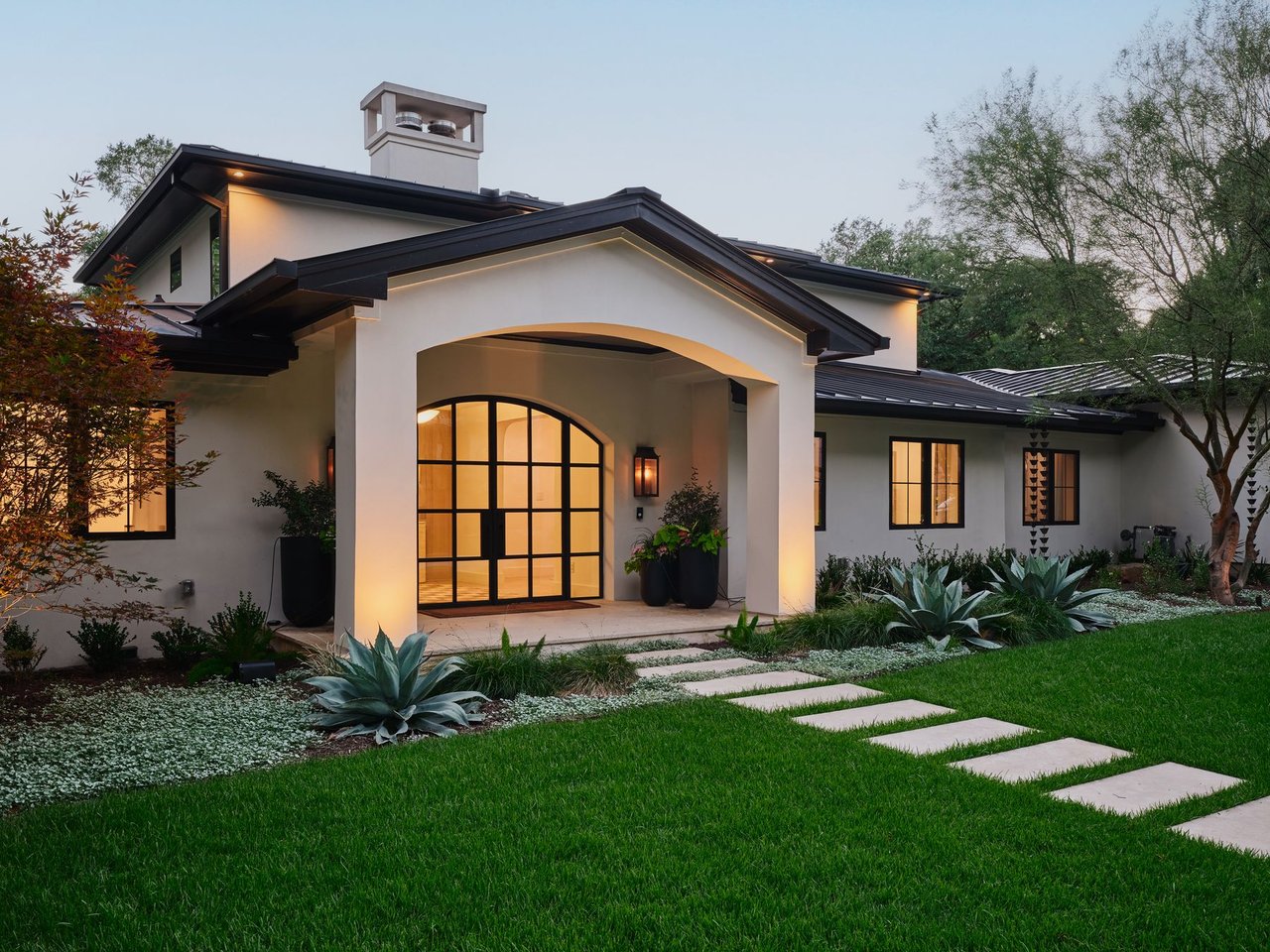 The Tarrytown Enclave | A Rare Compound in the Heart of Central Austin
