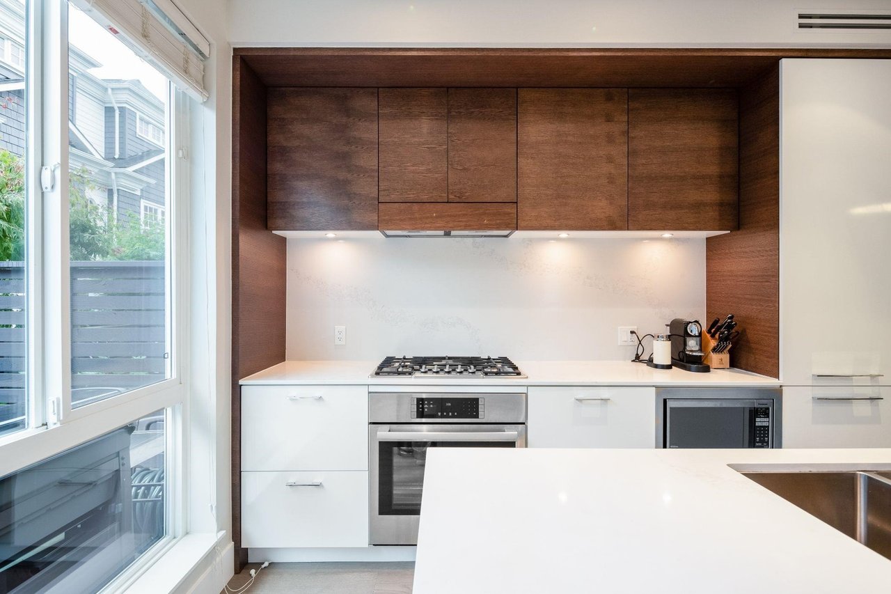 276 W 62nd Ave