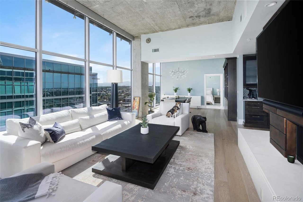 Trophy Home at the Glass House