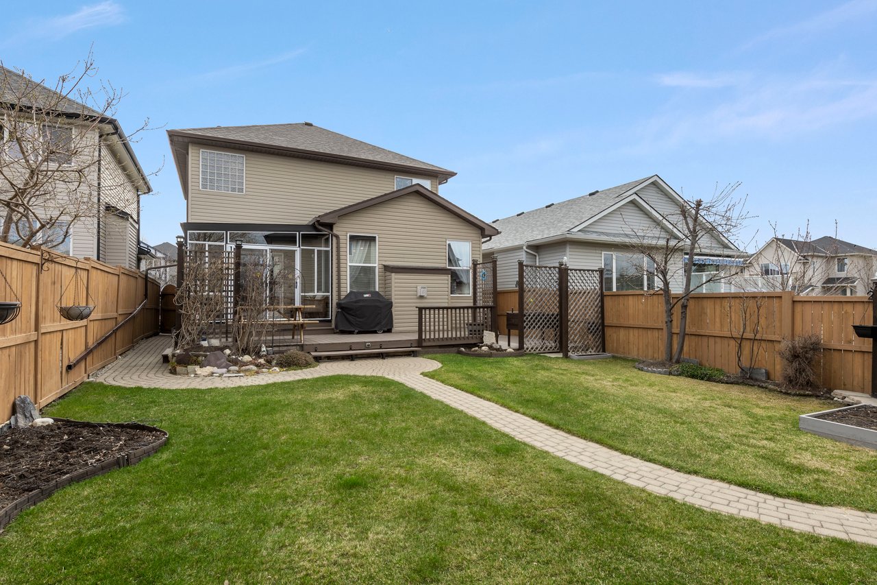 207 Royal Oak Bay NW