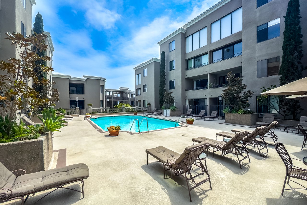 8455 Fountain Ave Unit: 518, West Hollywood 