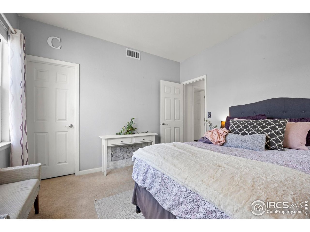 7454 E 28th Avenue Unit: 3