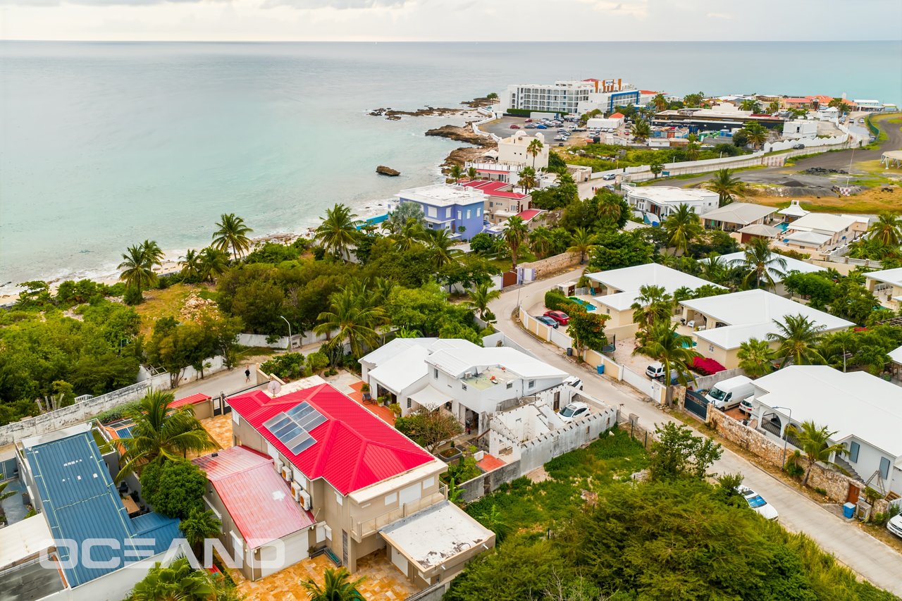 Land for Sale in Beacon Hill – 435 m²