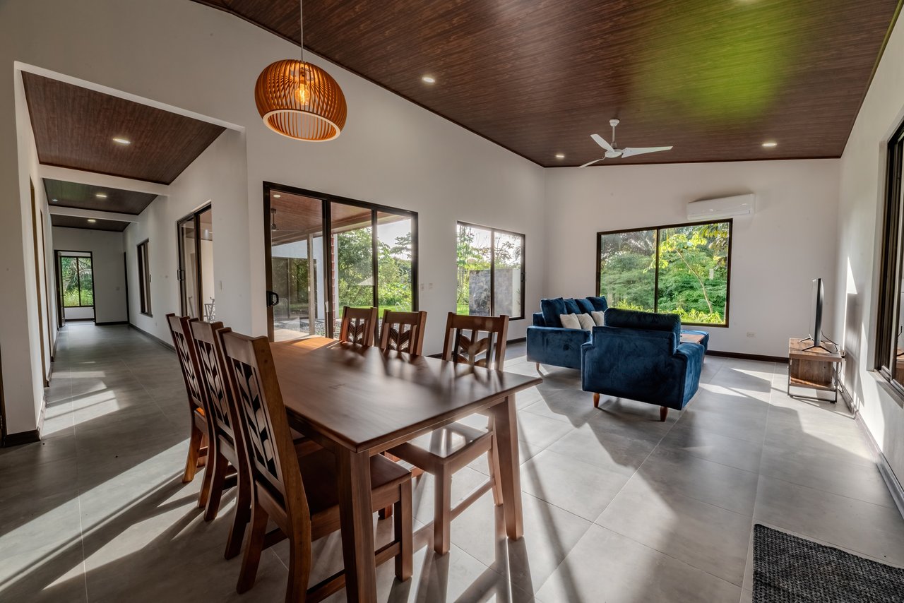 Brand New 3 Br, 2.5 Ba | Swimming Pool, High Ceilings 