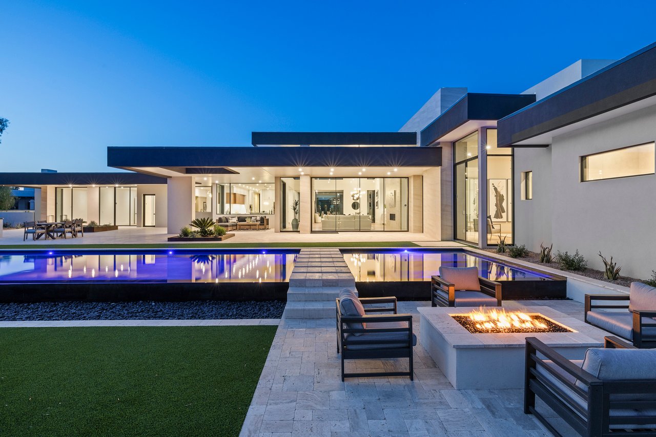 9012 N 53rd St, Paradise Valley, AZ 85253