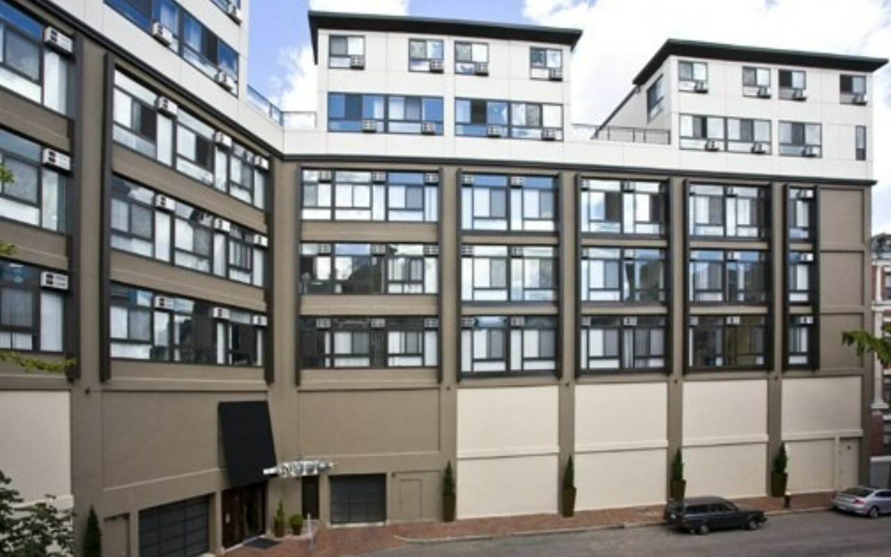 12 Stoneholm Lofts