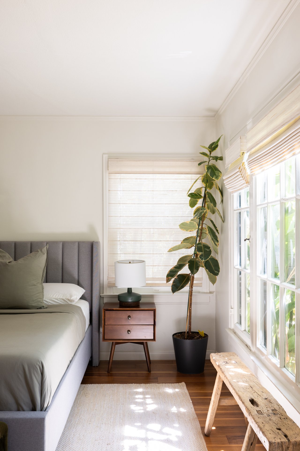 851 Masselin Ave, Miracle Mile