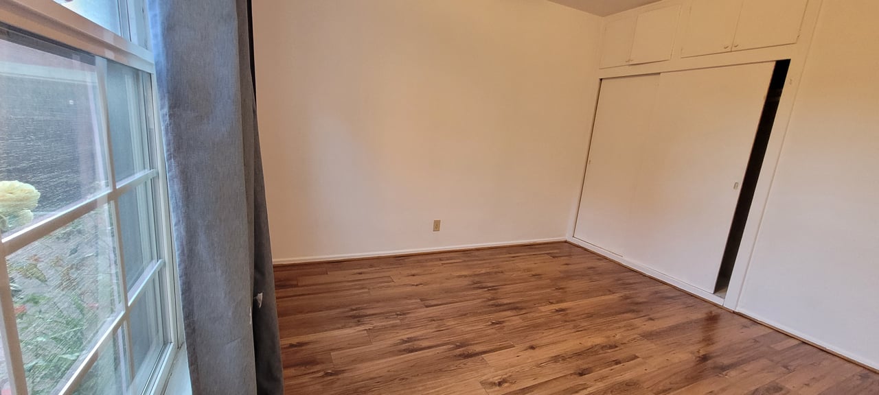 4 Units in Los Angeles