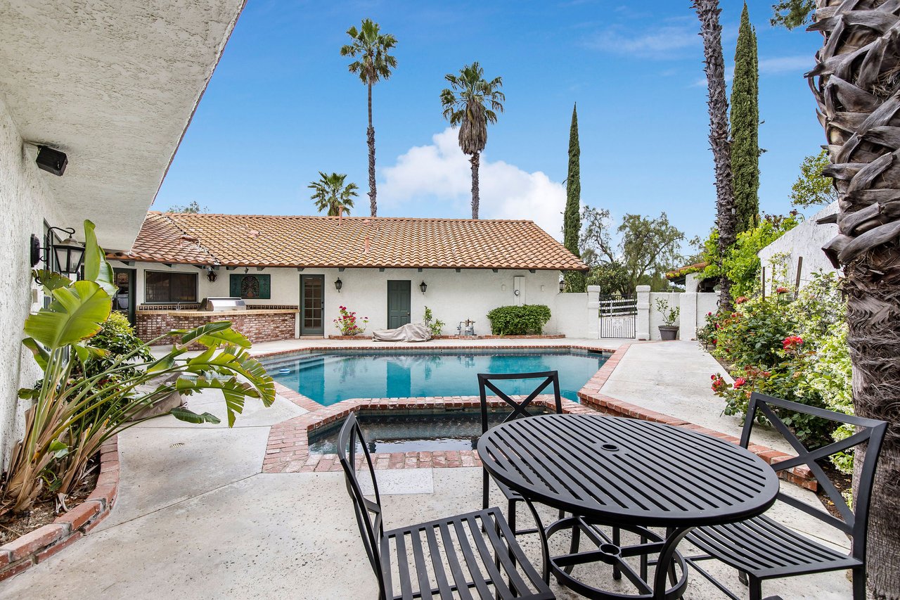 24820 Jacob Hamblin Rd