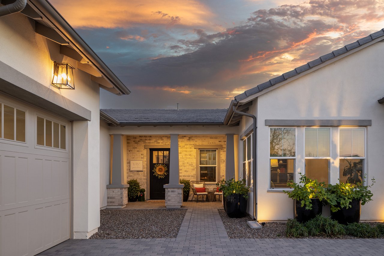 3405 E BLOOMFIELD Parkway