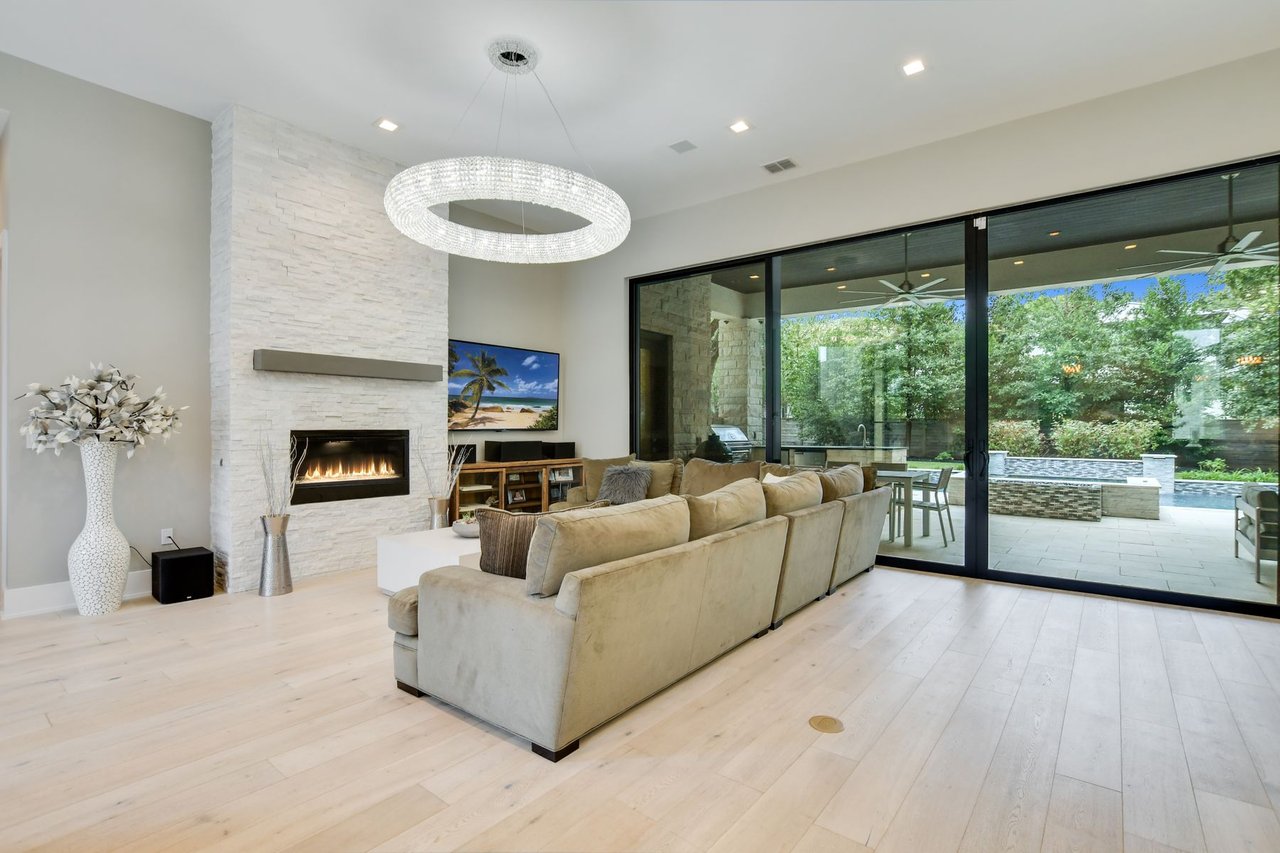 Reveille Transitional