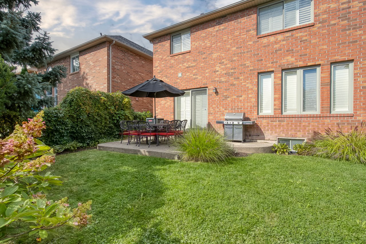 1434 Gulledge Trail, Oakville, ON L6M 3Z8