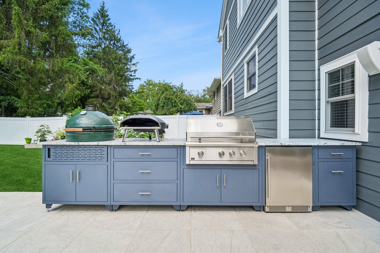 25 Ascot Way, Summit, NJ 07901