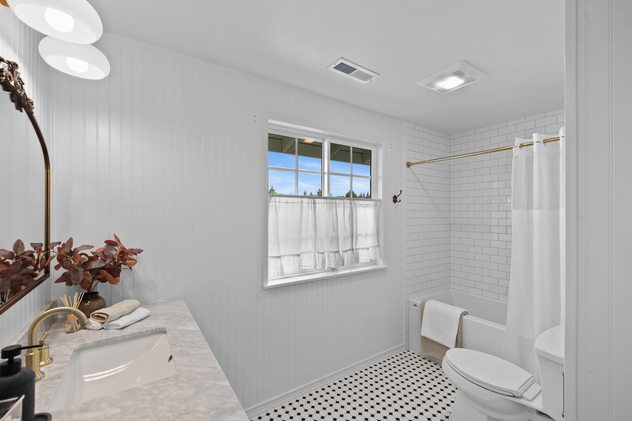 17118 103rd St SE, Snohomish, WA 98290