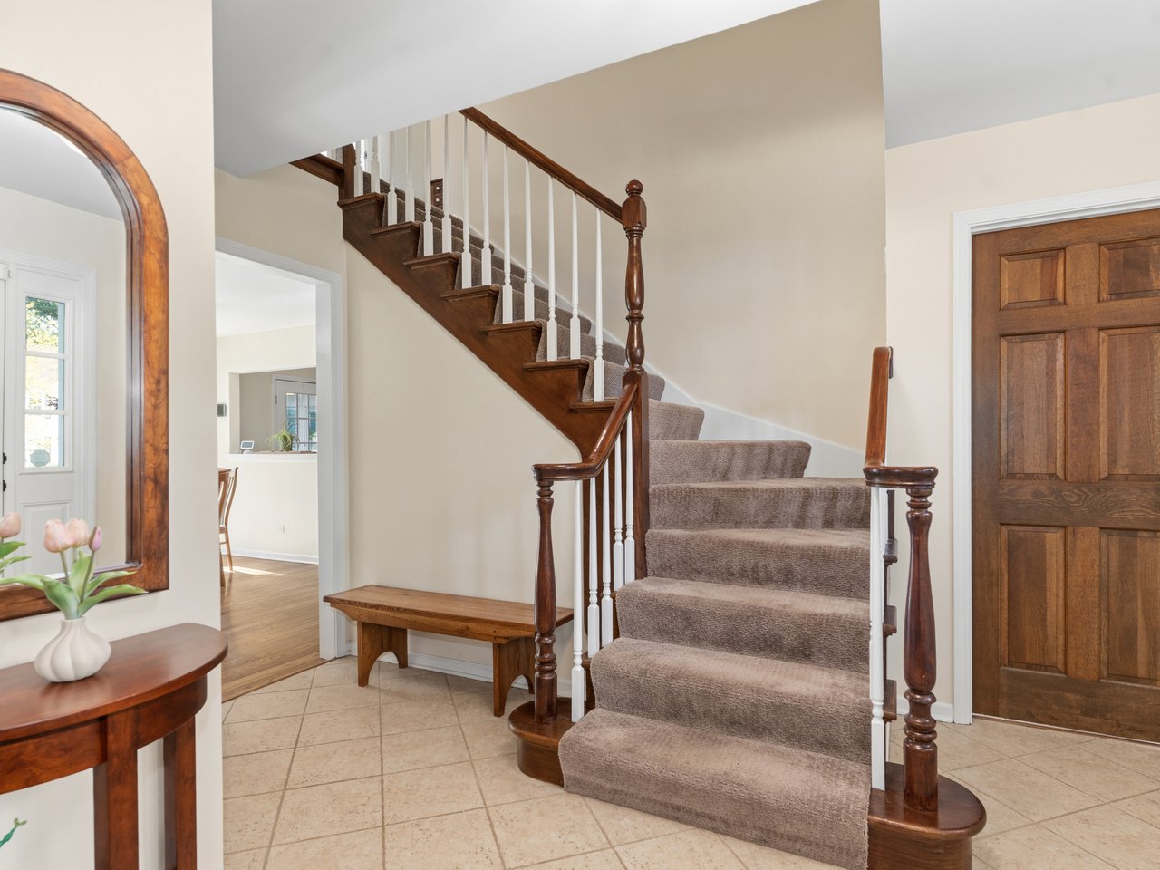 1235  Pin Oak Court