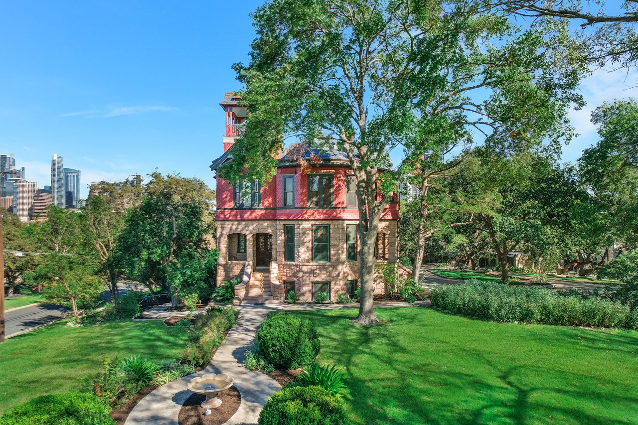 400 Academy DR