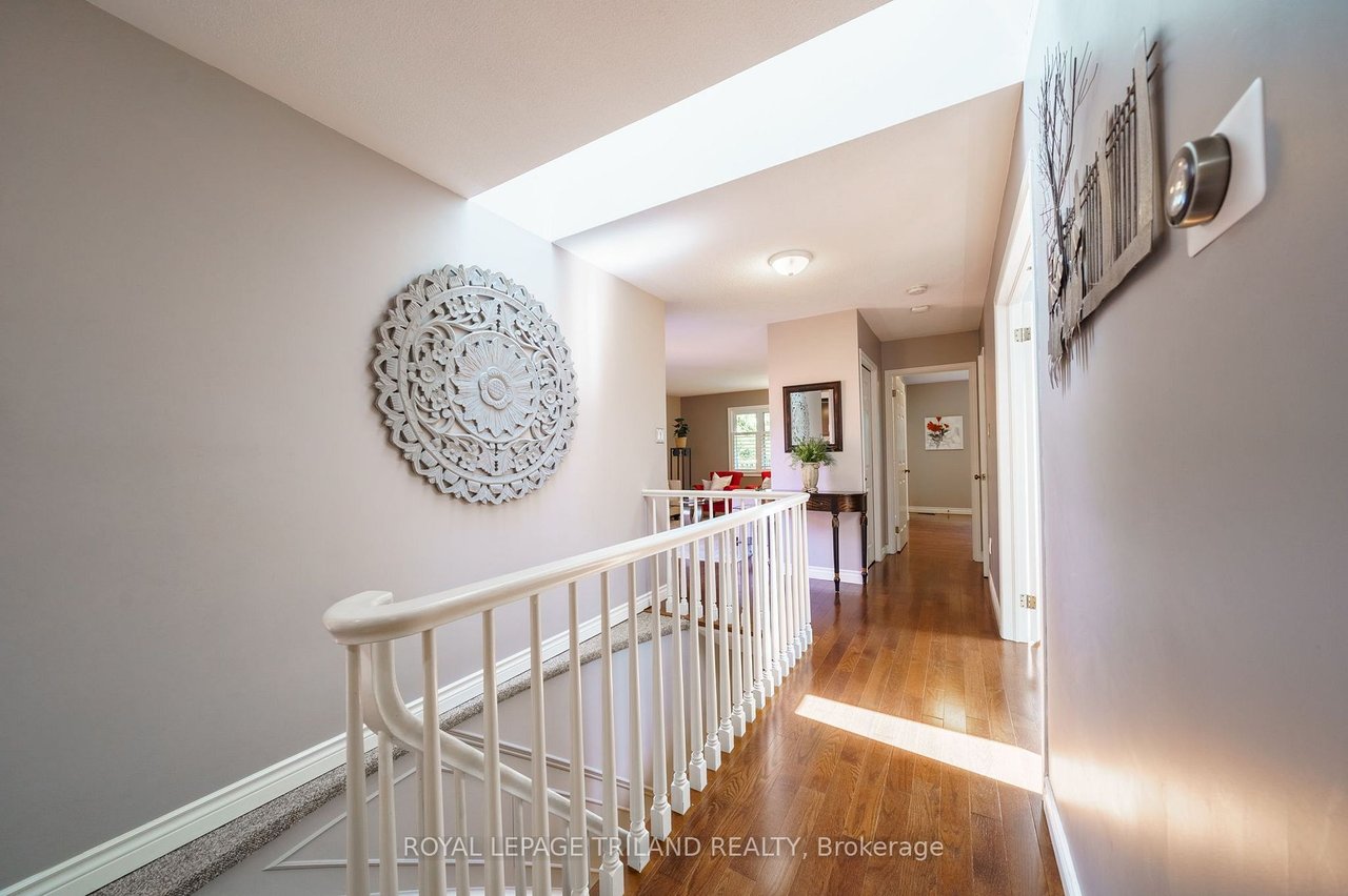 60 Rosecliffe Cres 12