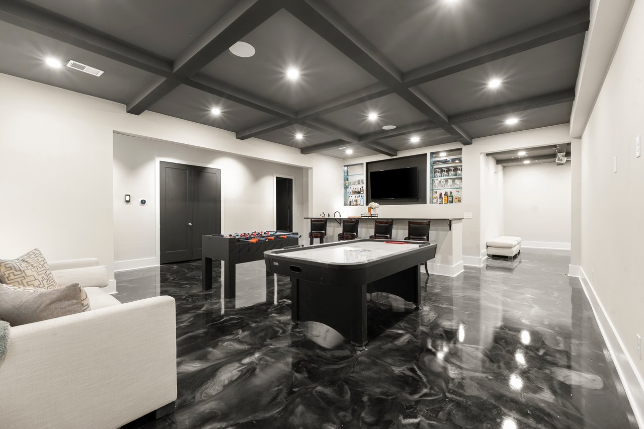  10160 Cedar Ridge Drive