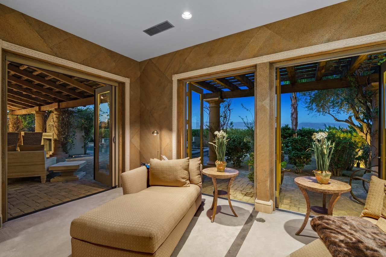 2 Nebulae Way, Rancho Mirage