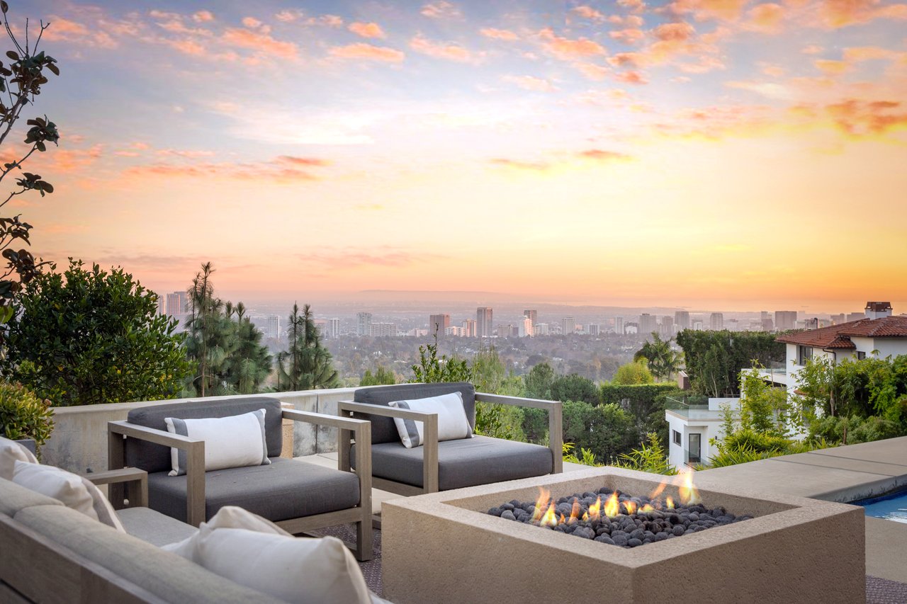 1290 Angelo Dr, Beverly Hills