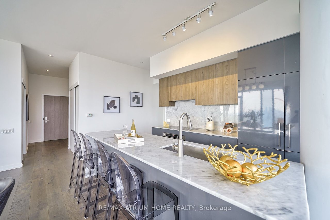 ONE-OF-A-KIND PENTHOUSE 