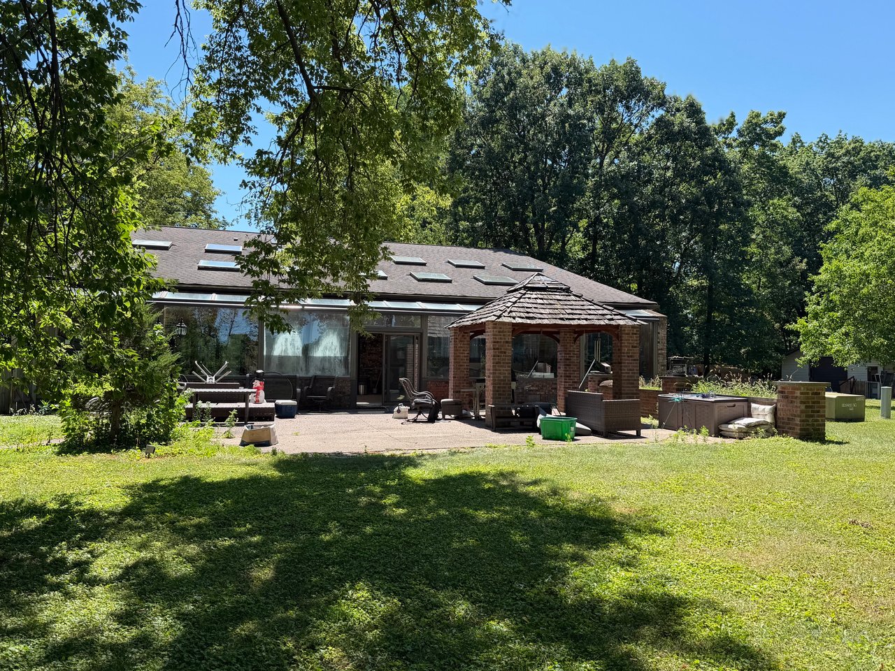 2816 Maryville Drive