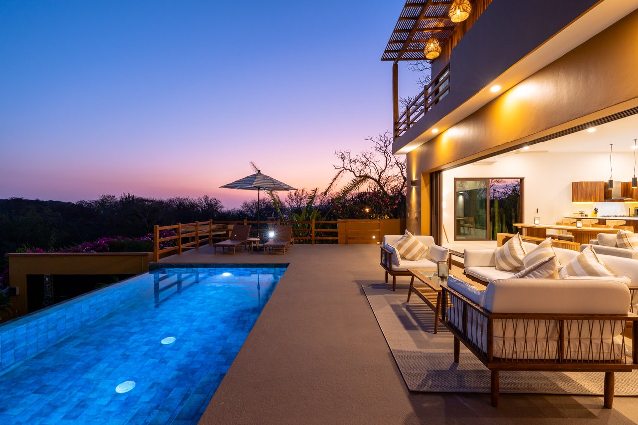 5 Bedroom, Single Family Home, La Cañada Casa A 