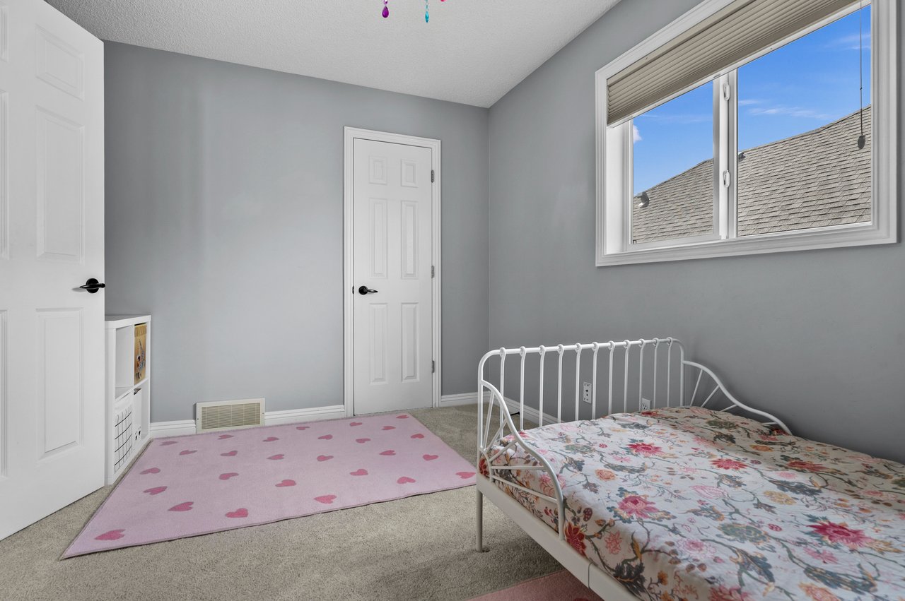 311 Royal Oak Circle NW