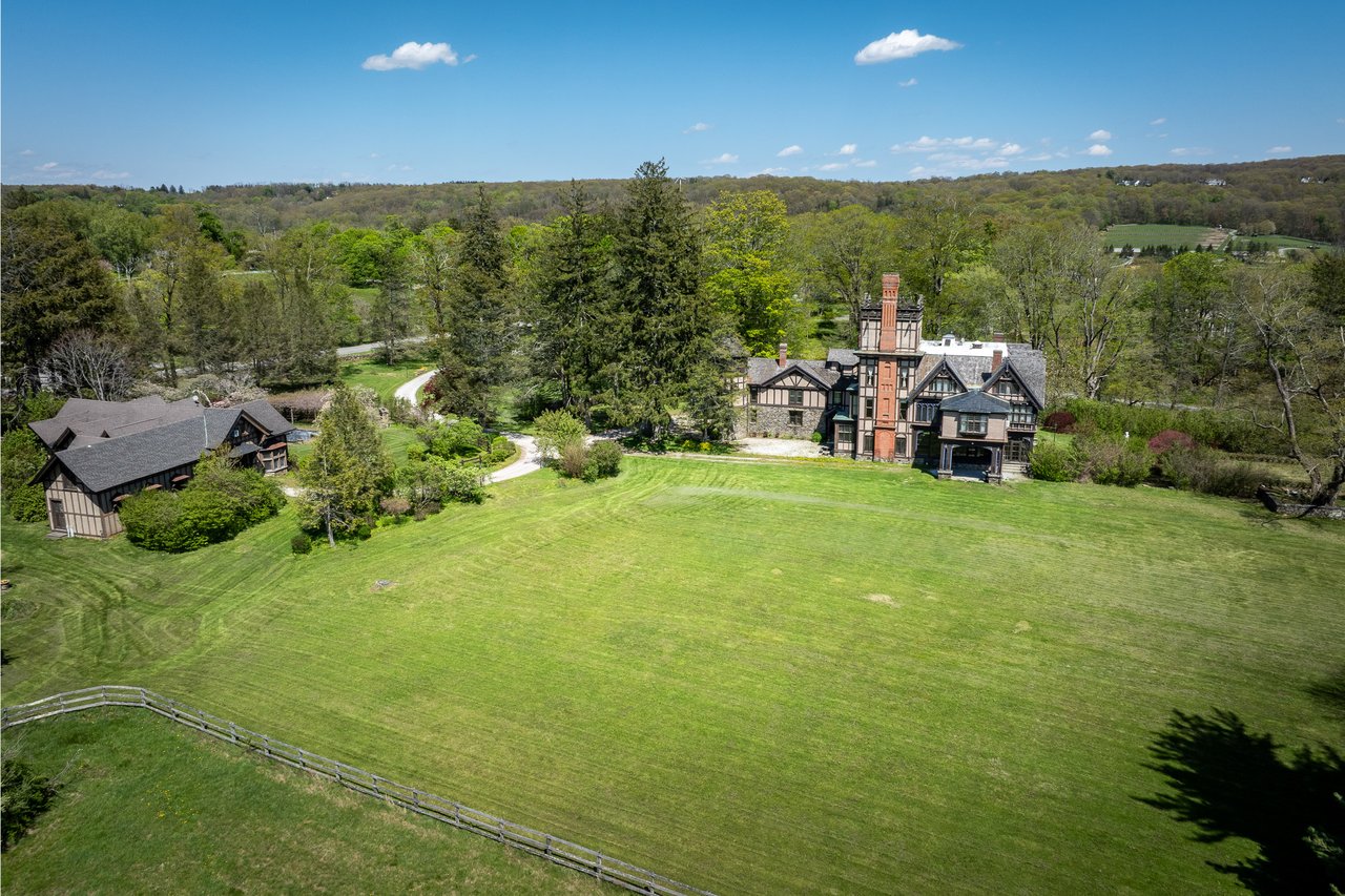 618 Quaker Hill Road