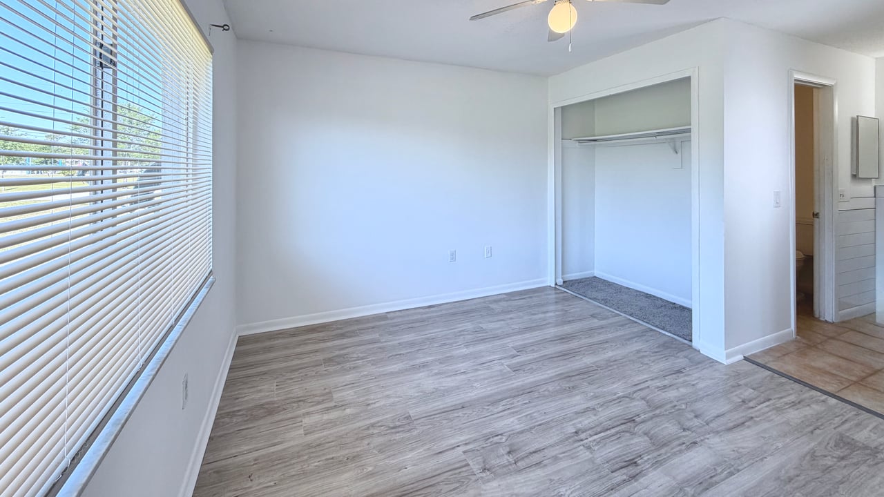 Spacious Ground-Floor Apartment for Lease in Winter Springs