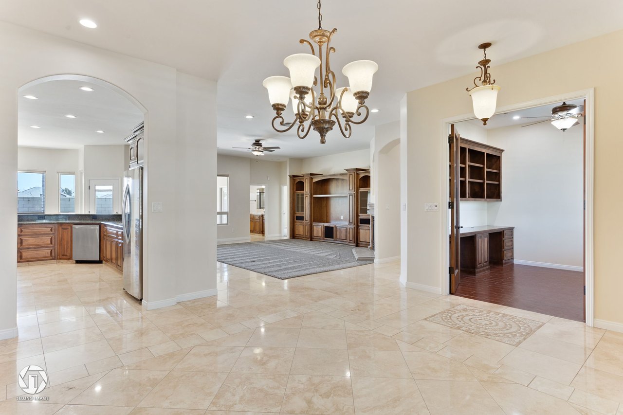 14201 Santa Fe Ct