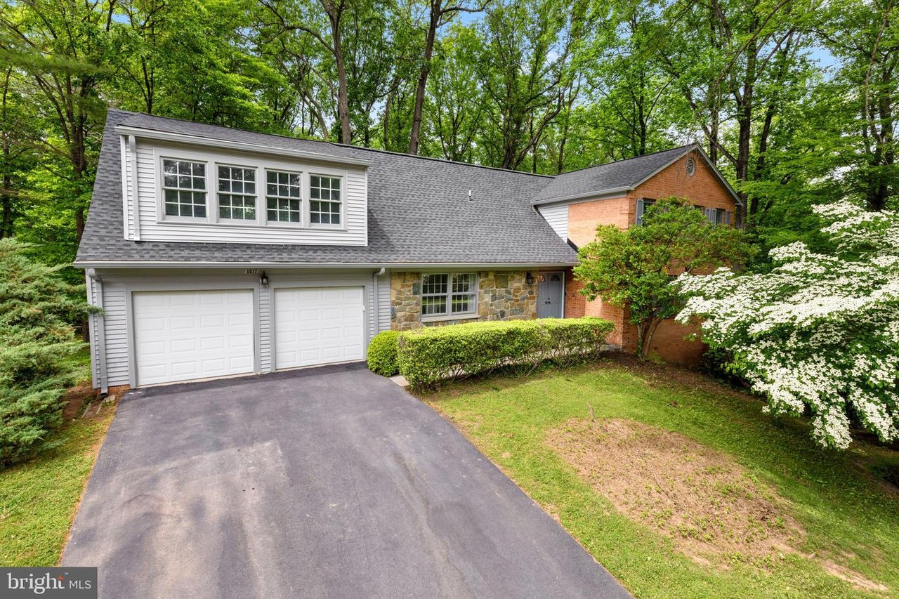 1517 Snughill Ct