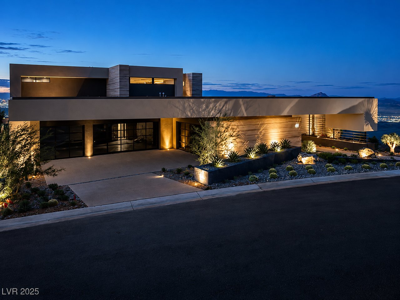 Gianni Sammarco Represents Buyer in $13.4 Million MacDonald Highlands Sale