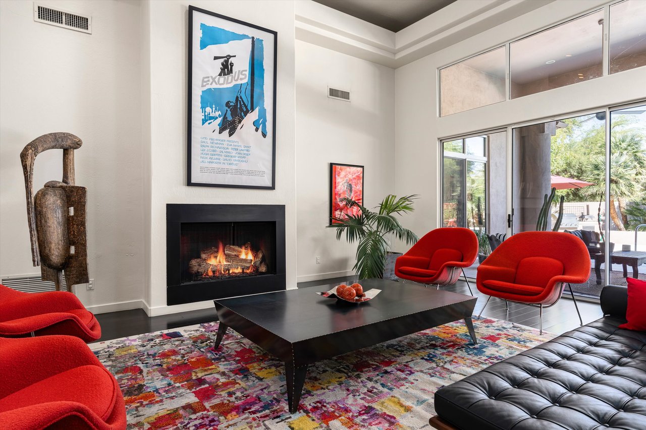 7124 E FOOTHILL Drive