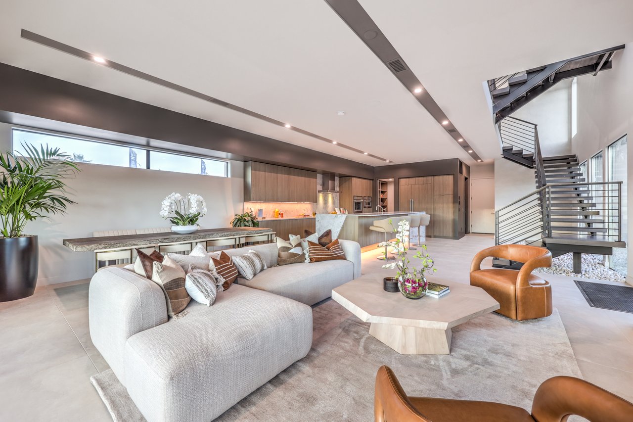 4077 Heron Fairway Dr