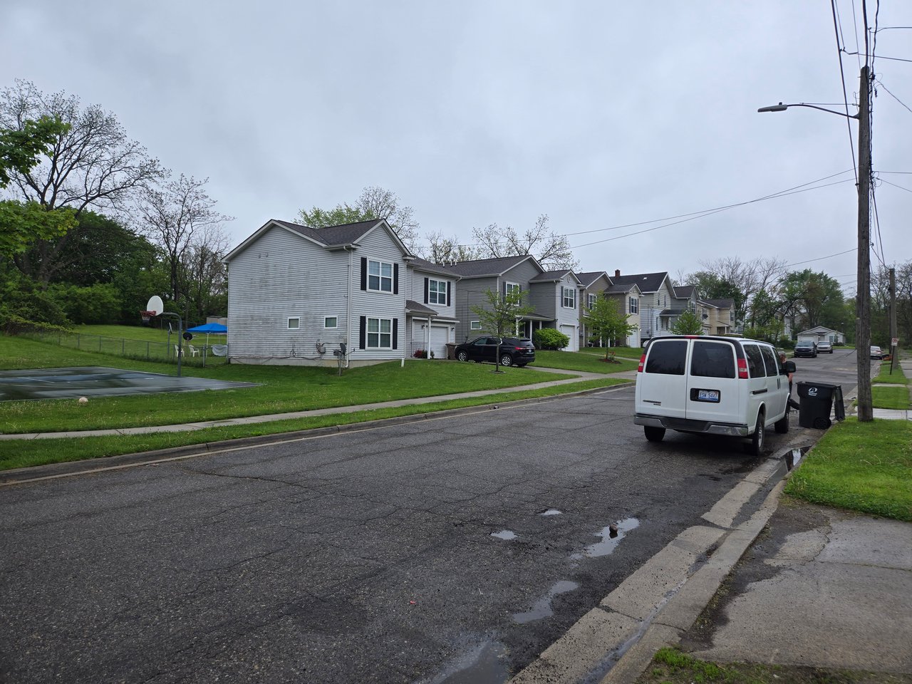 240 S Shirley Ave