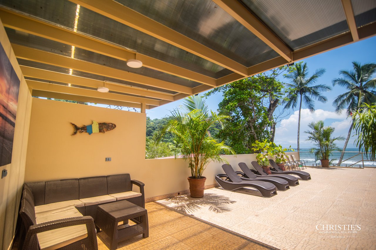   Exceptional Oceanfront Residence | South Beach, Jacó