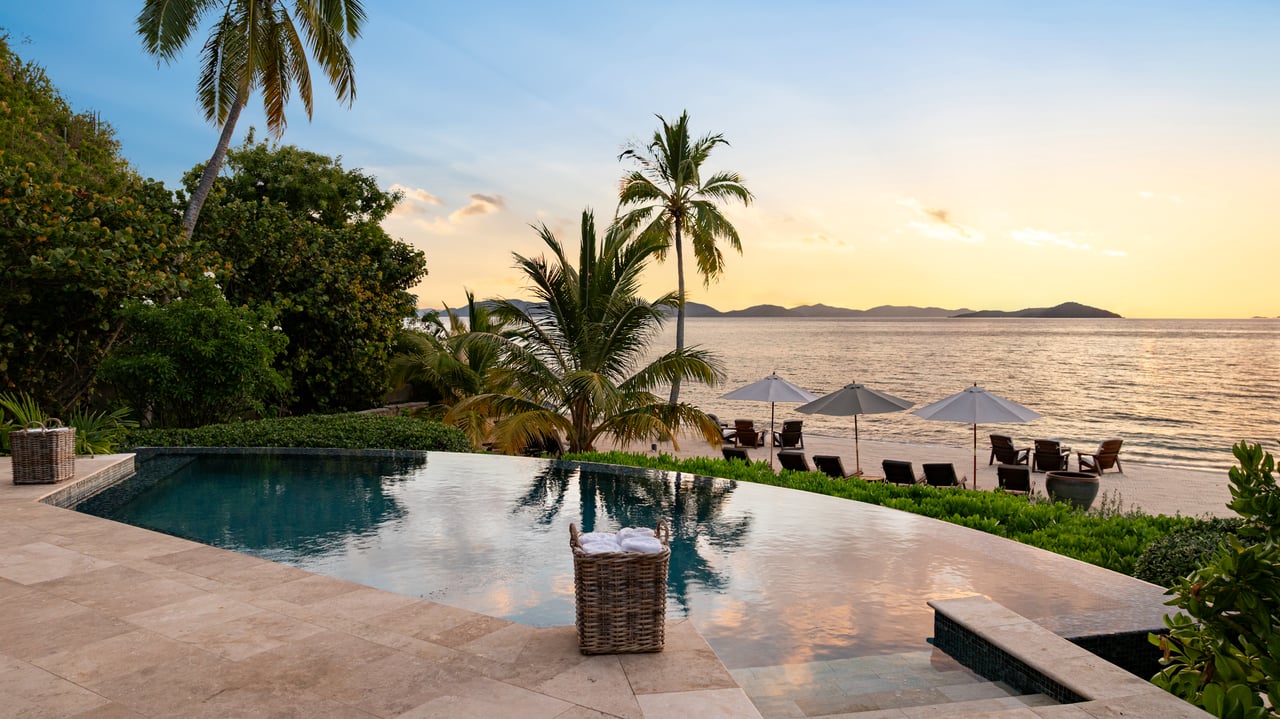 Aquamare Beachfront Villa