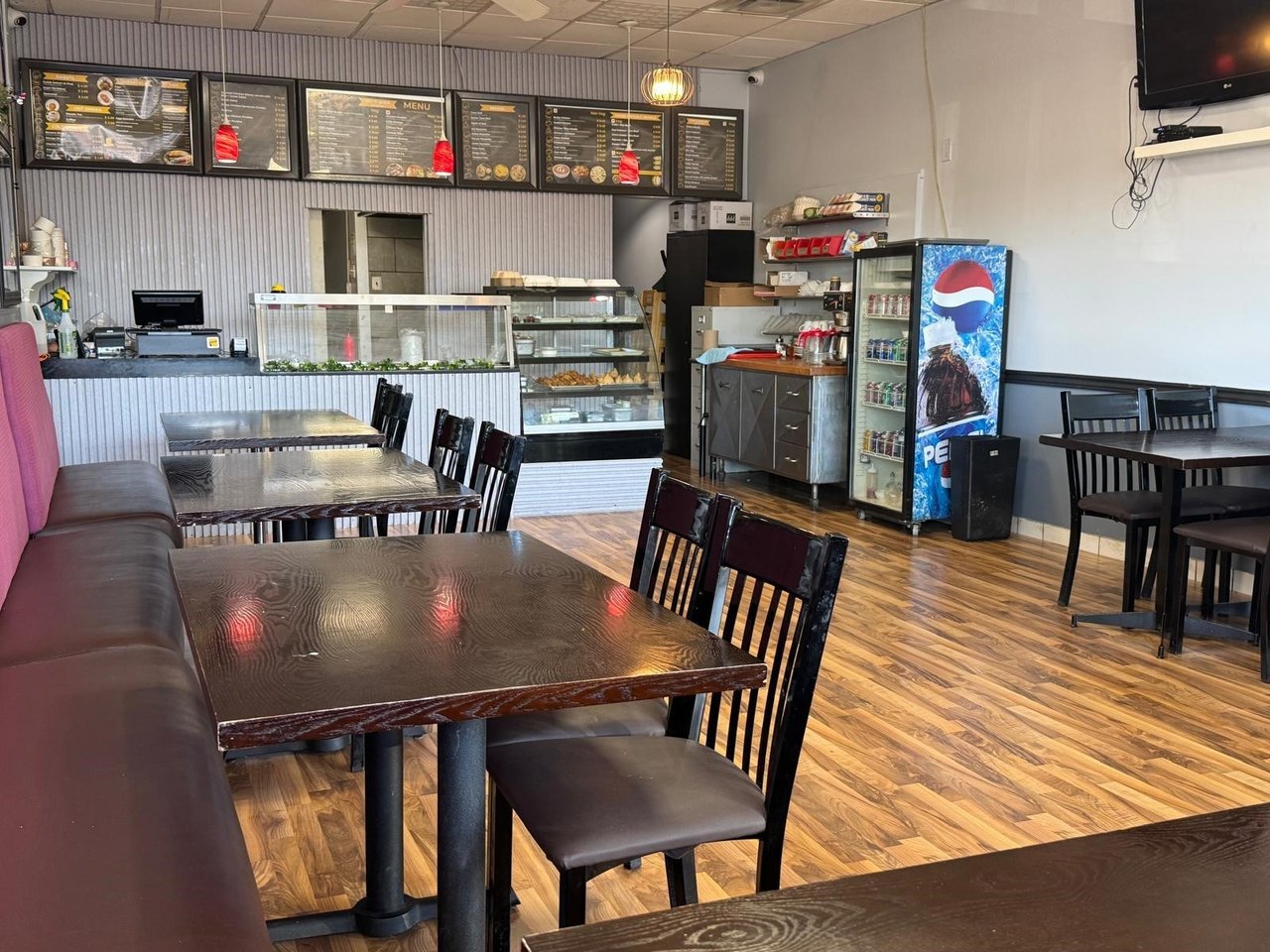 433 Simcoe Street Unit: 3