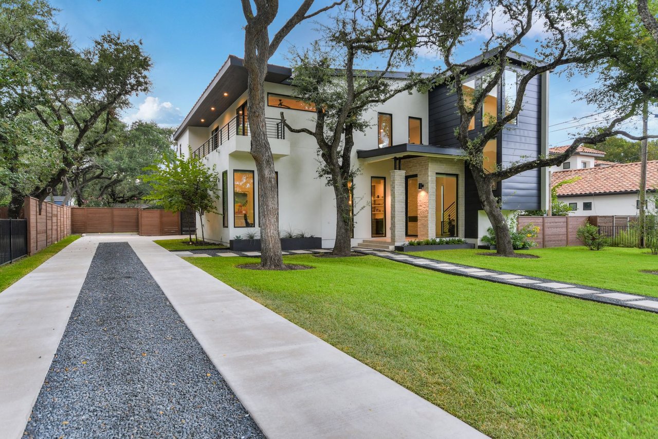 Reveille Modern