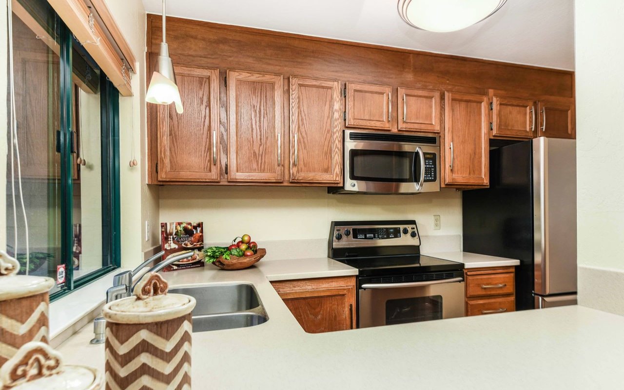 Super Cute Townhome - Walnut Creek!